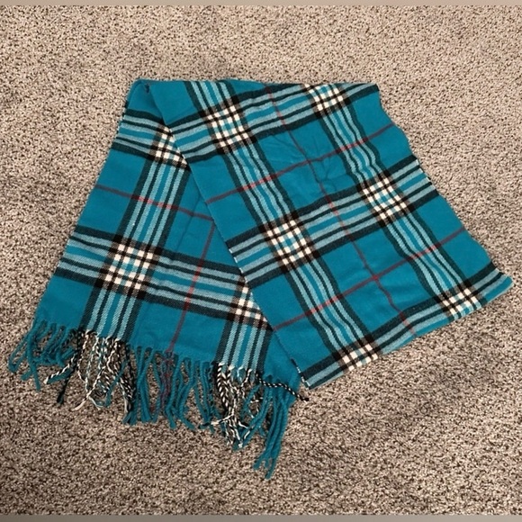 CASHMERE Turquoise Blue Black Check Plaid Fringe Scarf R $128 - Picture 2 of 4